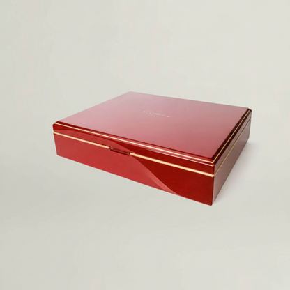 Luxury wooden presentation box for the Sottile 84-piece cutlery set by Fleur De Lis, featuring refined craftsmanship and elegant finish.