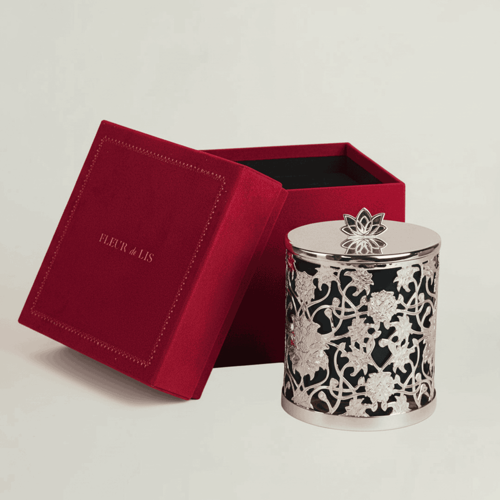 Floral Lattice Candle Fleur de Lis