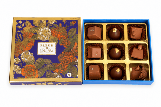 Rakhi Dryfruit Delight Fleur de Lis