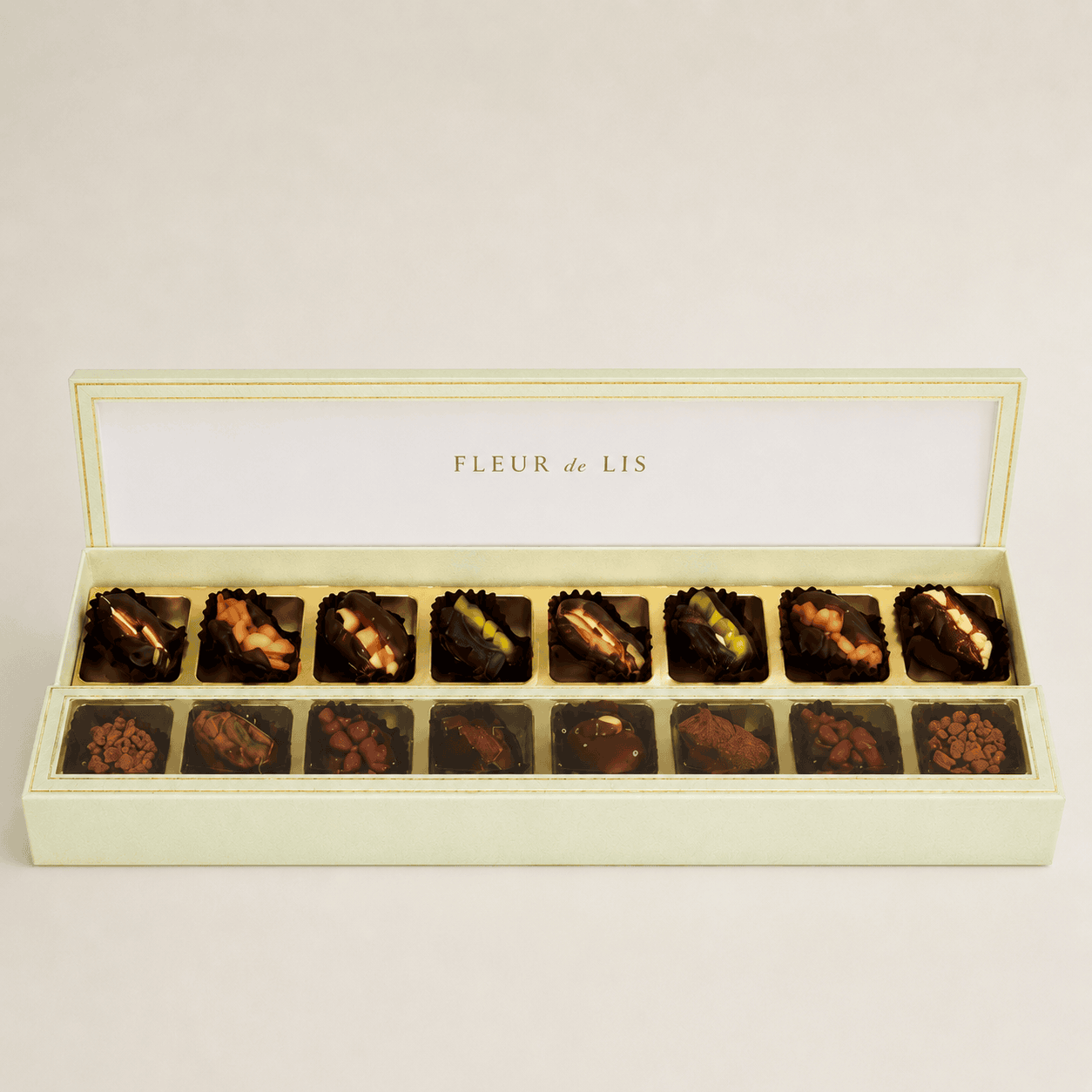 Surprise Box – Assorted Arabic Dates (8 Pcs) Fleur de Lis