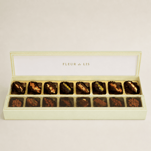 Surprise Box – Assorted Arabic Dates (8 Pcs) Fleur de Lis